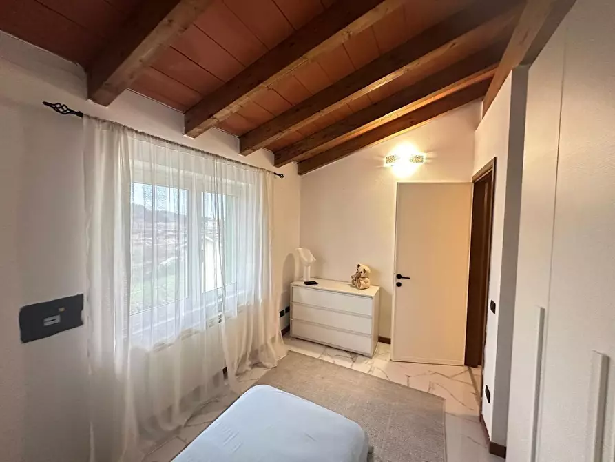 Immagine 26 di Terratetto in vendita  a Carrara