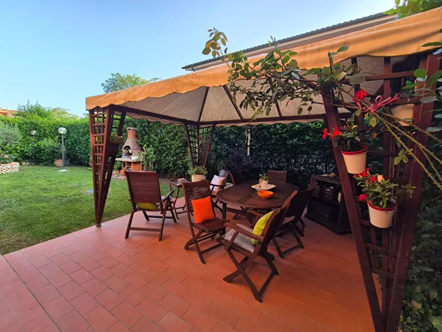 Immagine 36 di Terratetto in vendita  a Santa Croce Sull'arno