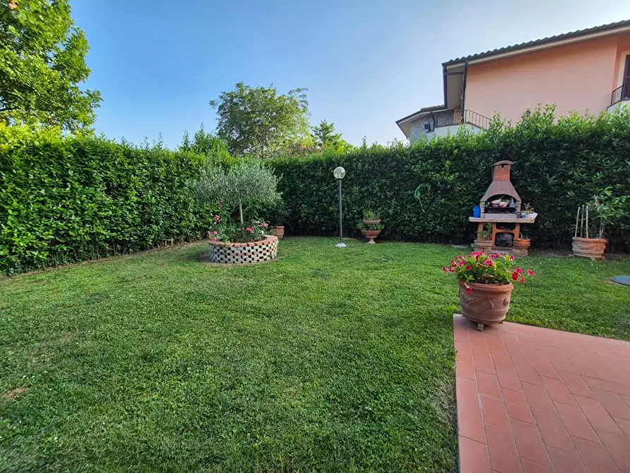 Immagine 37 di Terratetto in vendita  a Santa Croce Sull'arno