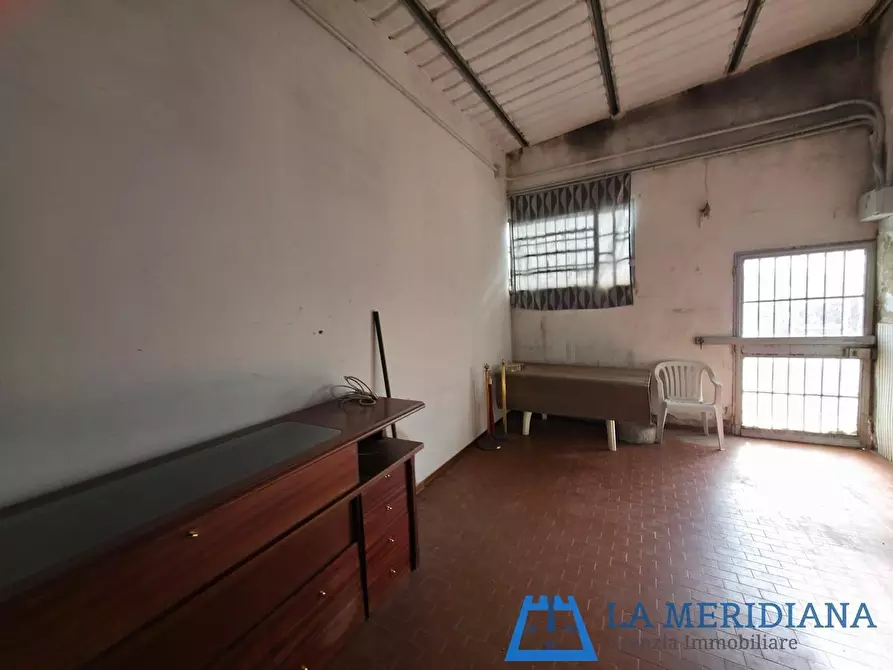 Immagine 13 di Attività artigianale in affitto  a Cerreto Guidi