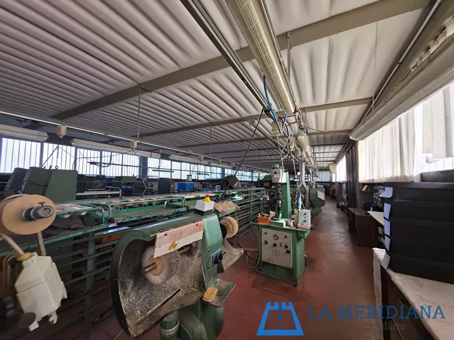 Immagine 8 di Attività artigianale in affitto  a Cerreto Guidi