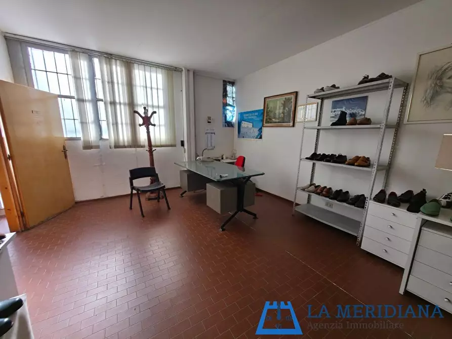 Immagine 11 di Attività artigianale in affitto  a Cerreto Guidi