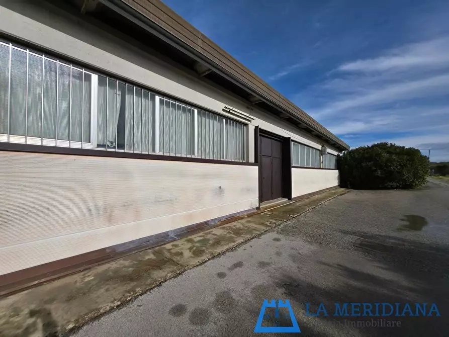 Immagine 21 di Attività artigianale in affitto  a Cerreto Guidi