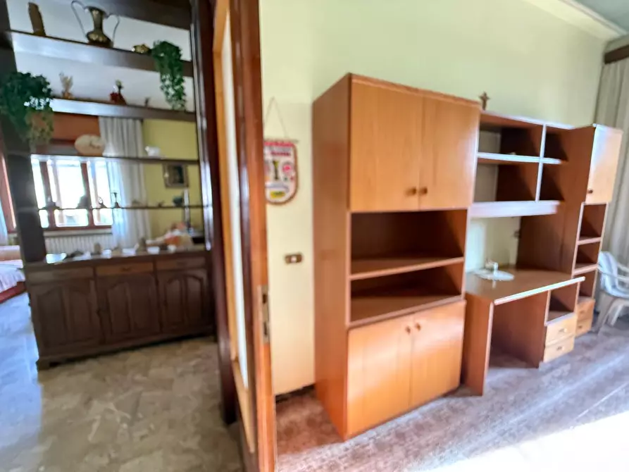 Immagine 9 di Villa in vendita  a Fucecchio