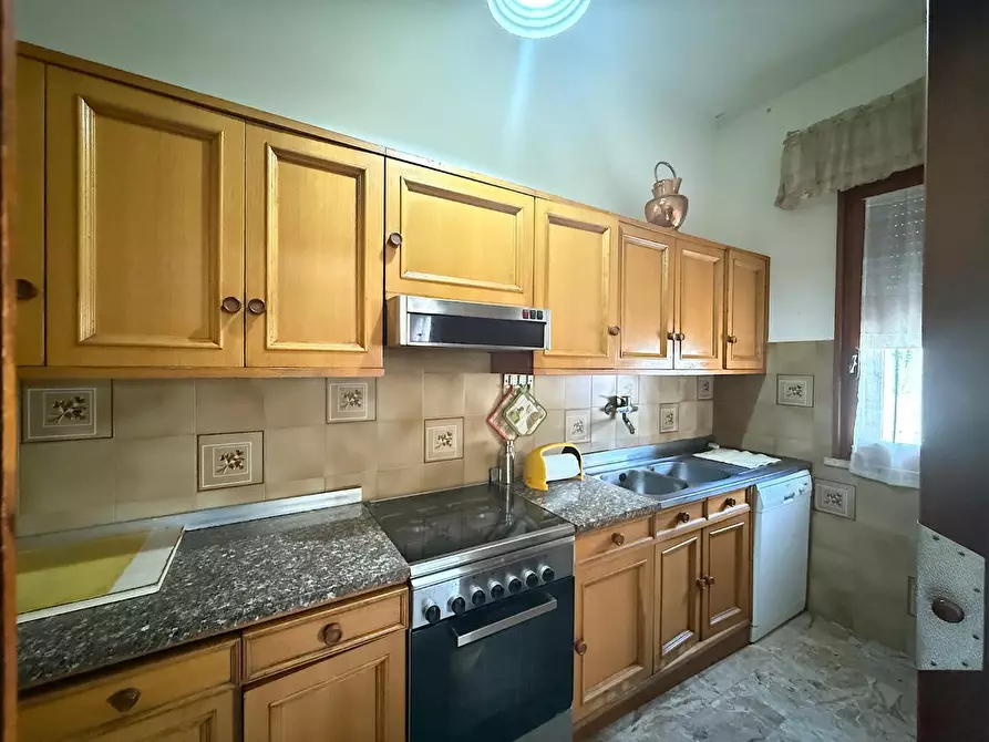 Immagine 14 di Villa in vendita  a Fucecchio