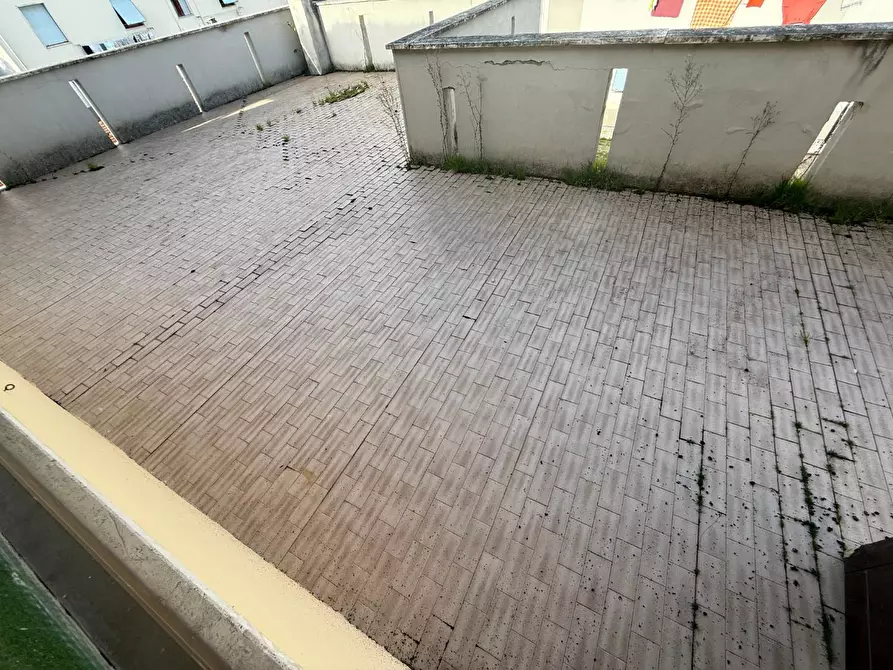 Immagine 18 di Villa in vendita  a Fucecchio