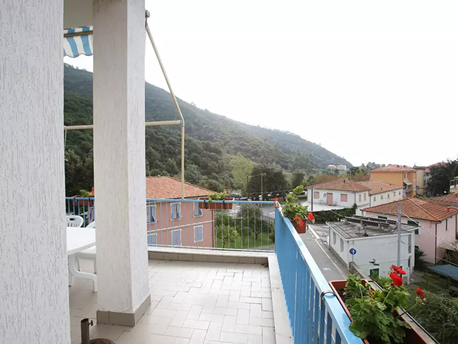 Immagine 17 di Appartamento in vendita  a Deiva Marina