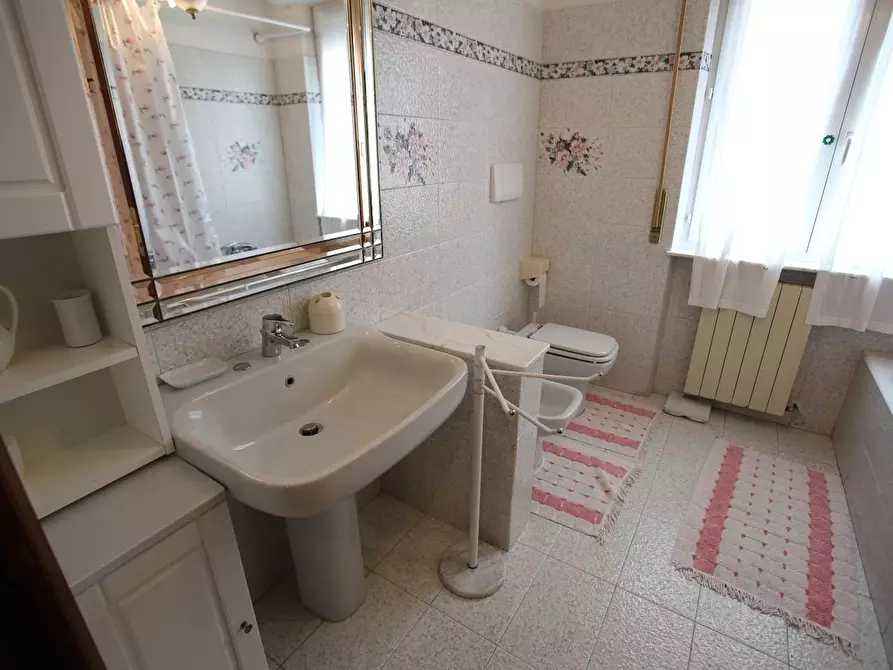 Immagine 22 di Appartamento in vendita  a Deiva Marina