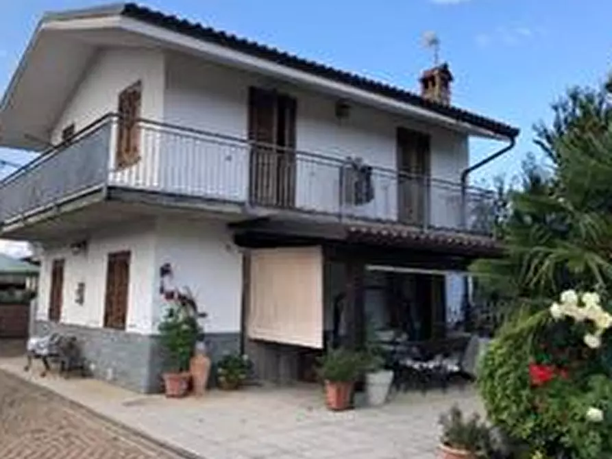 Immagine 1 di Villa in vendita  a Barbania