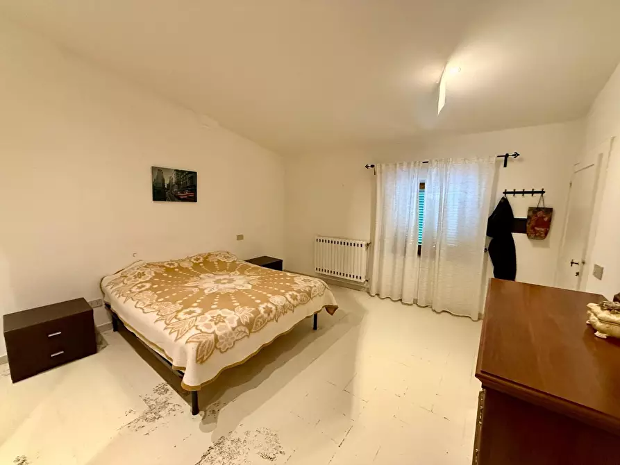 Immagine 36 di Terratetto in vendita  a Cascina