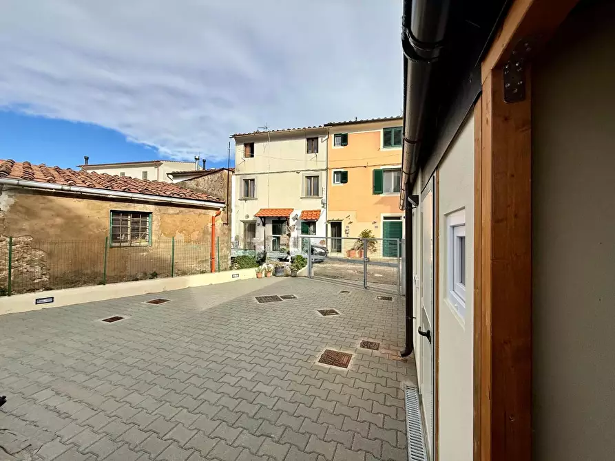 Immagine 44 di Terratetto in vendita  a Cascina