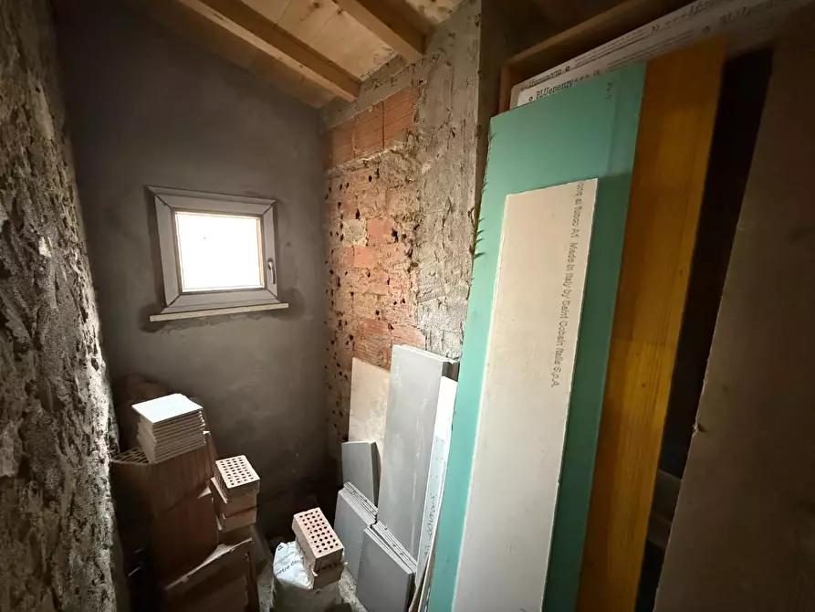 Immagine 42 di Terratetto in vendita  a Cascina