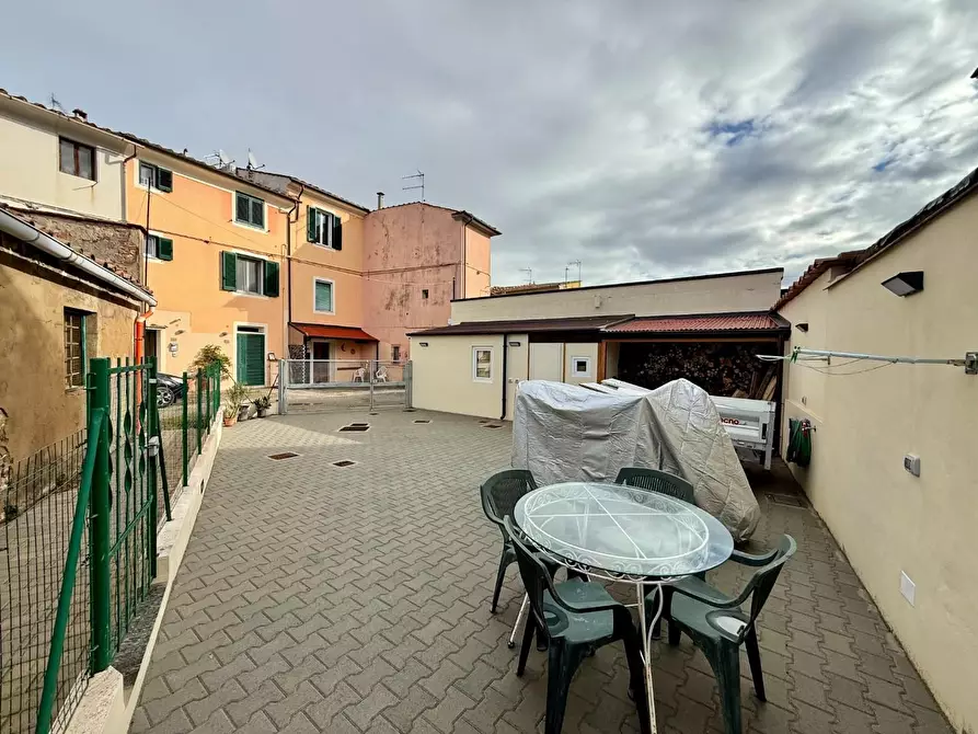 Immagine 1 di Terratetto in vendita  a Cascina