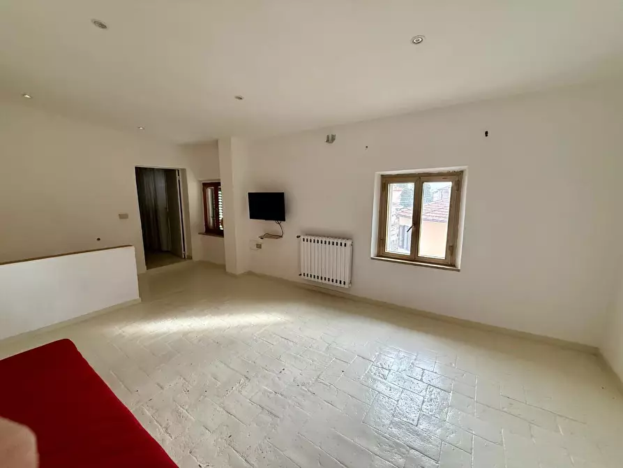 Immagine 35 di Terratetto in vendita  a Cascina