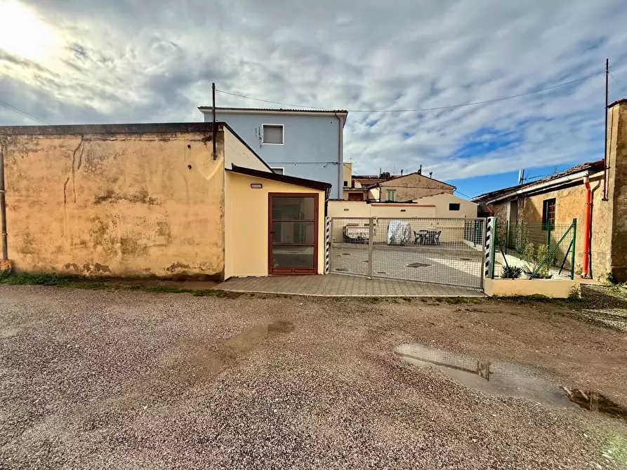 Immagine 41 di Terratetto in vendita  a Cascina