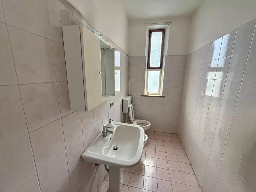 Immagine 11 di Terratetto in vendita  a Cascina