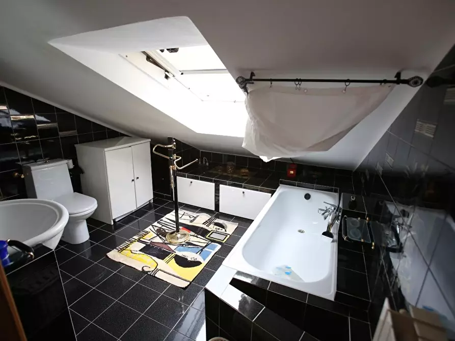 Immagine 23 di Mansarda in vendita  a Deiva Marina