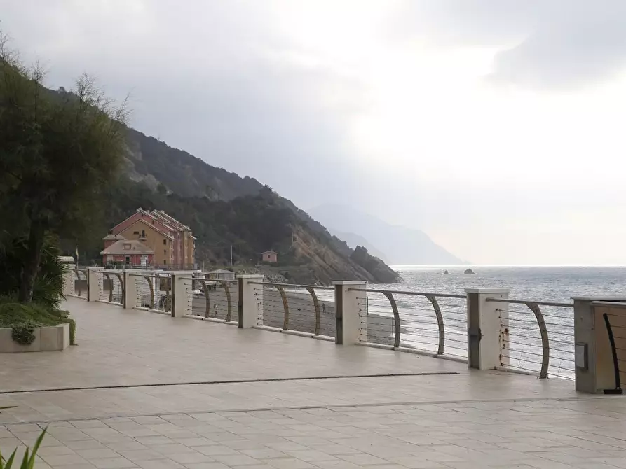 Immagine 2 di Mansarda in vendita  a Deiva Marina