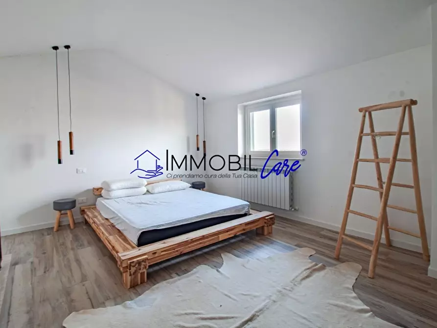 Immagine 25 di Appartamento in vendita  a Collesalvetti