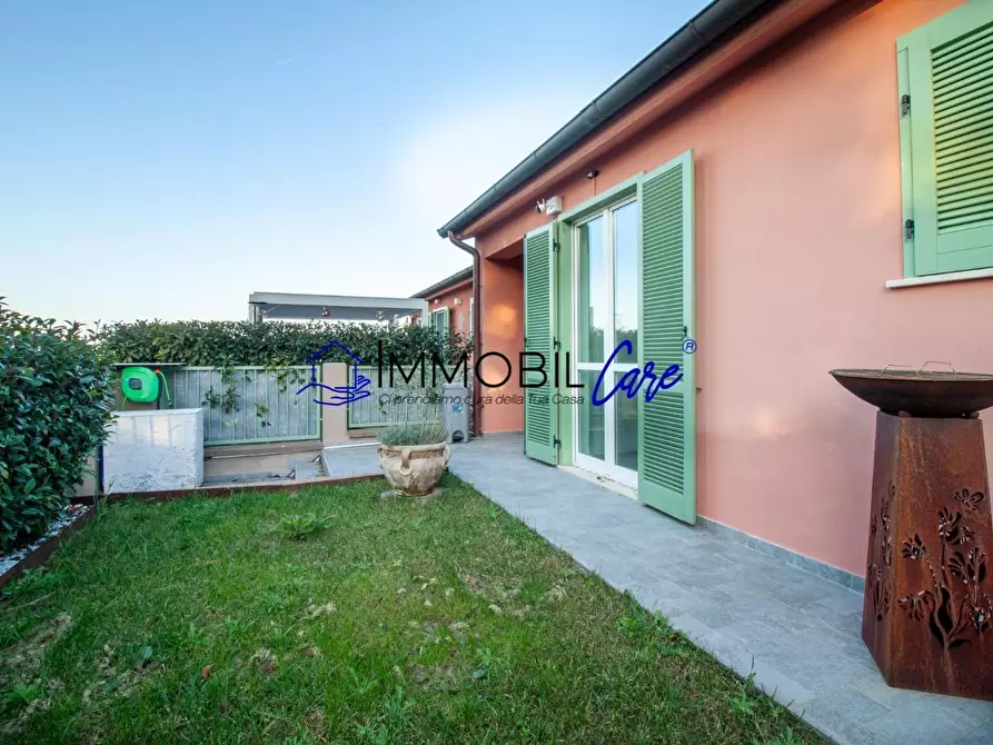 Immagine 15 di Appartamento in vendita  a Collesalvetti