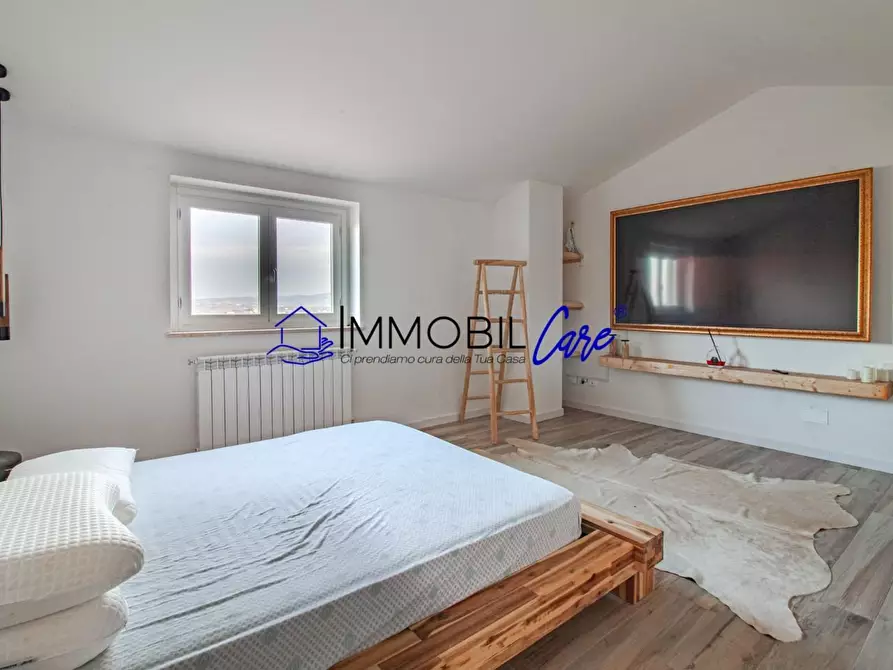 Immagine 24 di Appartamento in vendita  a Collesalvetti