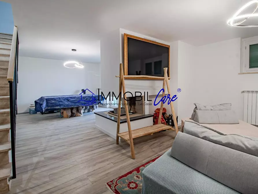 Immagine 29 di Appartamento in vendita  a Collesalvetti