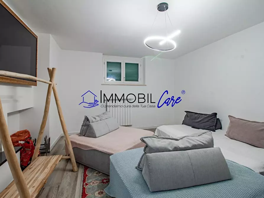 Immagine 28 di Appartamento in vendita  a Collesalvetti