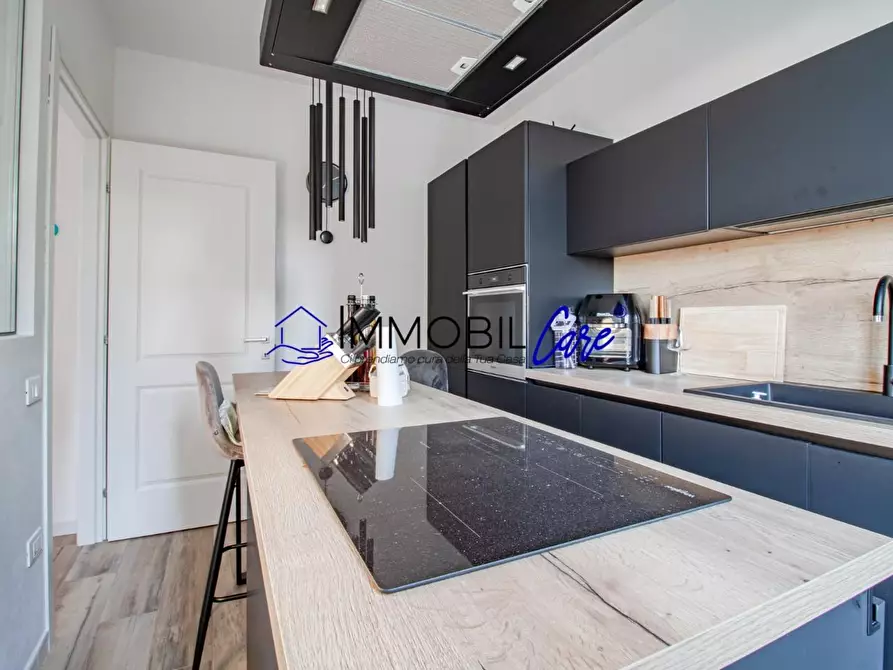 Immagine 10 di Appartamento in vendita  a Collesalvetti