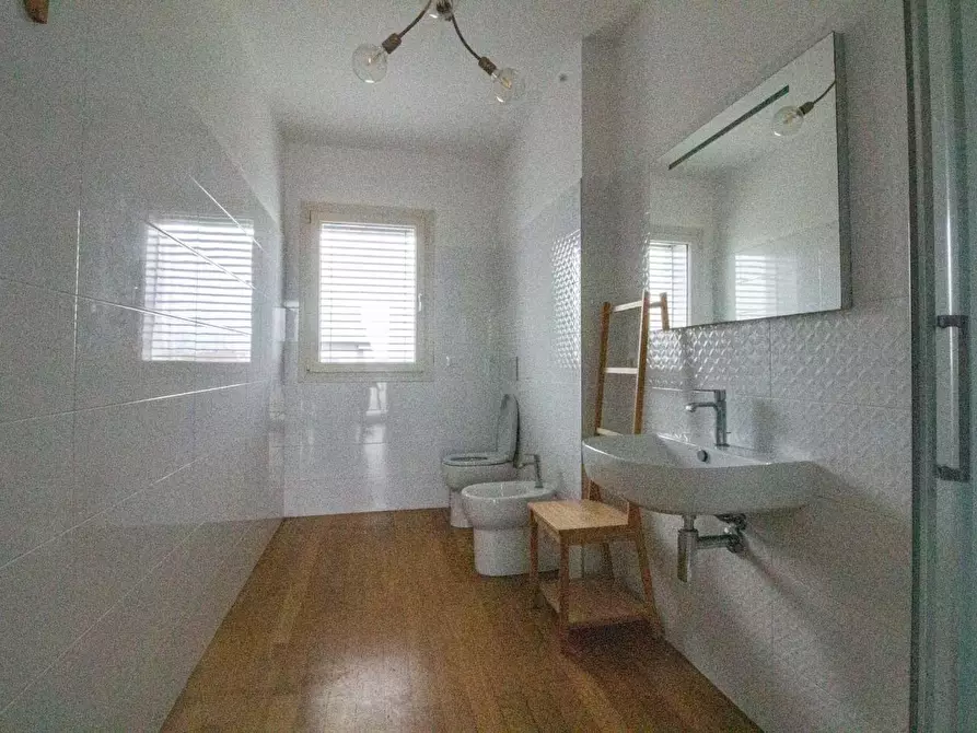 Immagine 11 di Appartamento in affitto  a Pisa