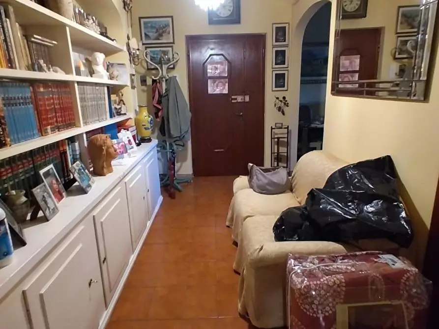 Immagine 4 di Appartamento in vendita  a Carrara