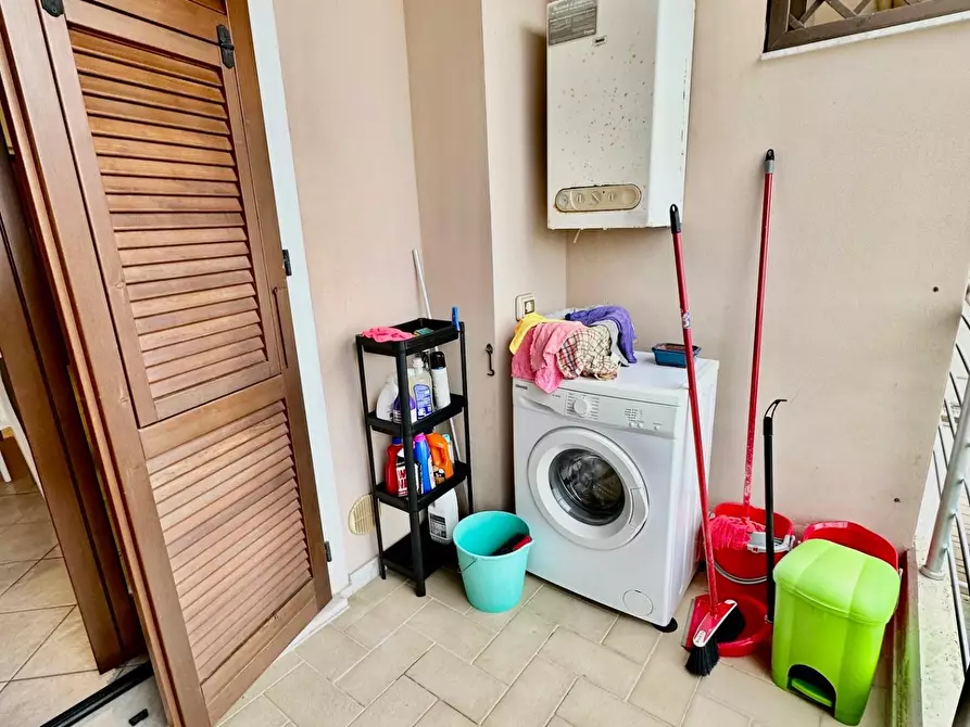 Immagine 18 di Appartamento in vendita  a Carrara