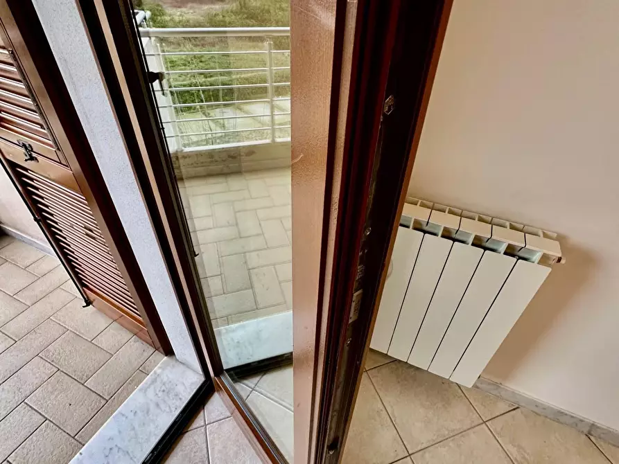 Immagine 20 di Appartamento in vendita  a Carrara