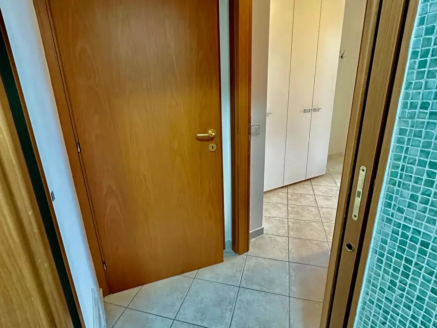 Immagine 19 di Appartamento in vendita  a Carrara