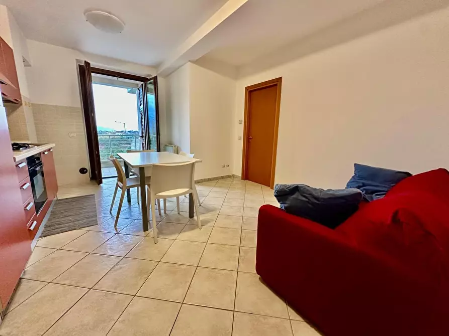 Immagine 8 di Appartamento in vendita  a Carrara