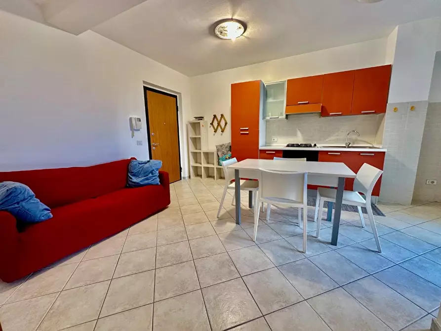 Immagine 3 di Appartamento in vendita  a Carrara