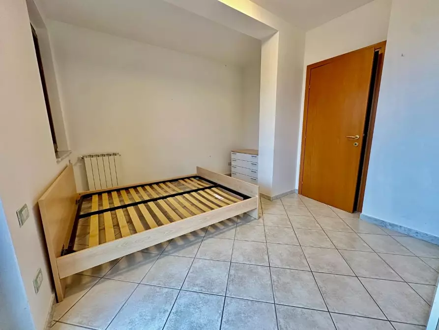 Immagine 11 di Appartamento in vendita  a Carrara