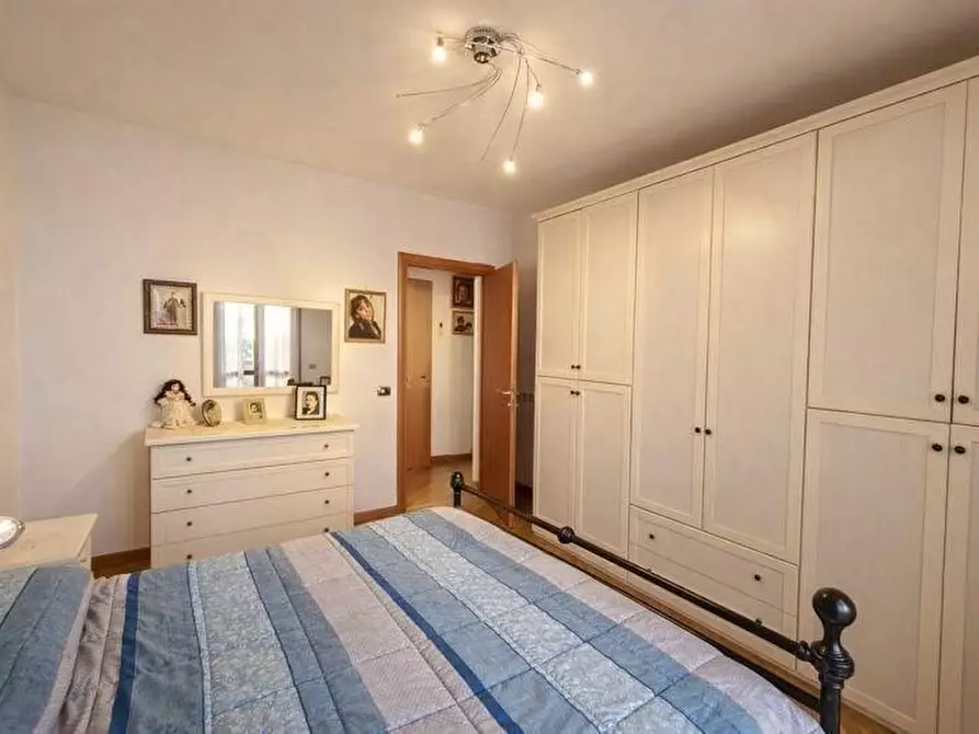 Immagine 15 di Appartamento in vendita  a Pontedera