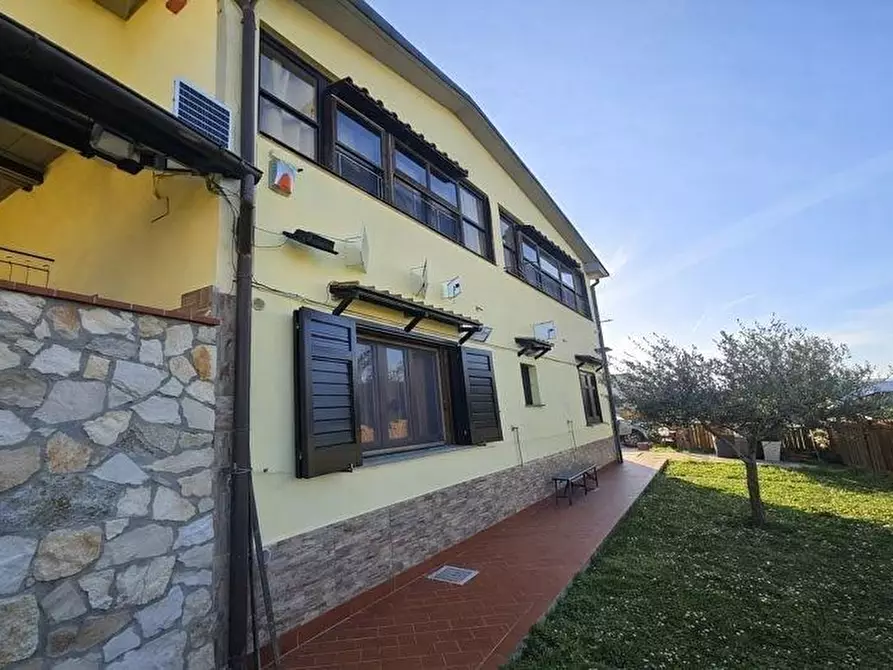 Immagine 3 di Appartamento in vendita  a Pontedera