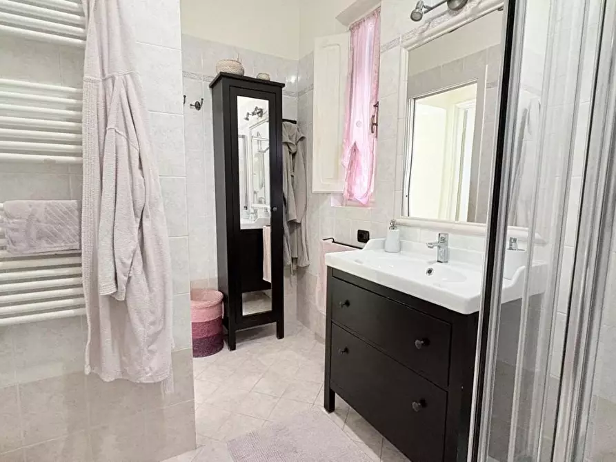 Immagine 16 di Terratetto in vendita  a Lucca