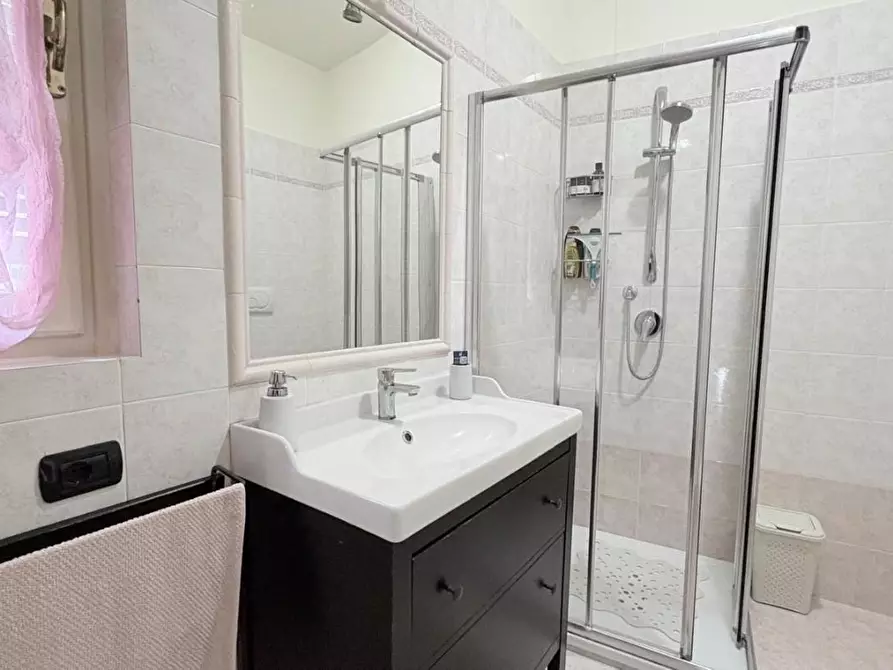 Immagine 15 di Terratetto in vendita  a Lucca