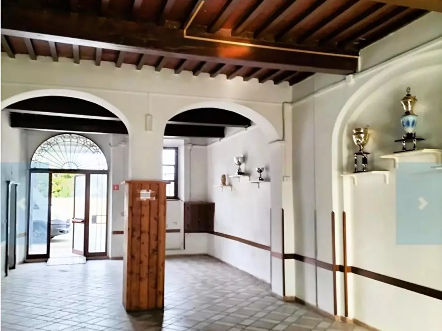 Immagine 5 di Locale commerciale in affitto  a Capannoli