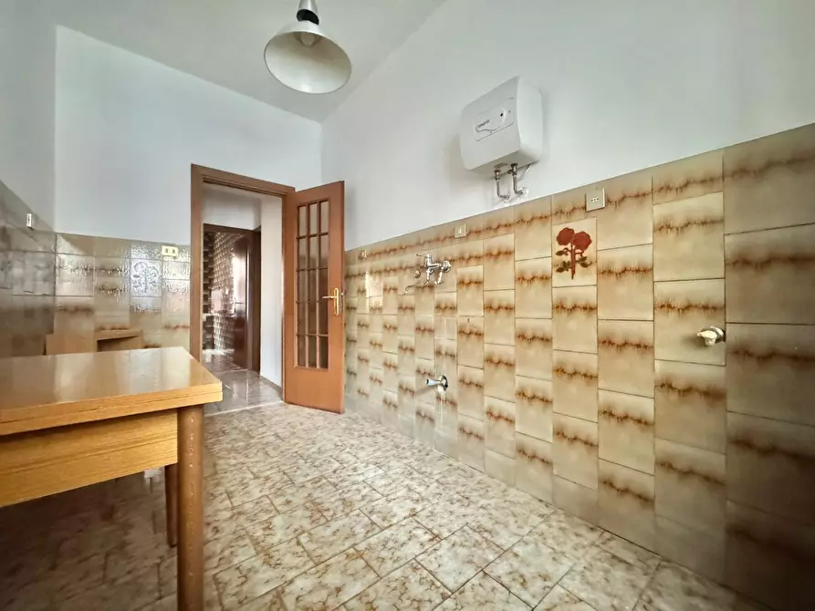 Immagine 12 di Appartamento in vendita  a Roma