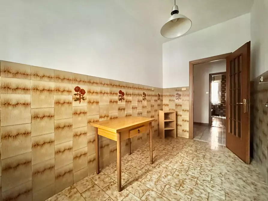 Immagine 11 di Appartamento in vendita  a Roma