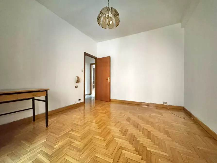 Immagine 19 di Appartamento in vendita  a Roma