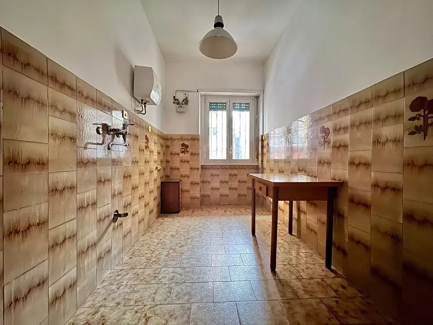 Immagine 13 di Appartamento in vendita  a Roma