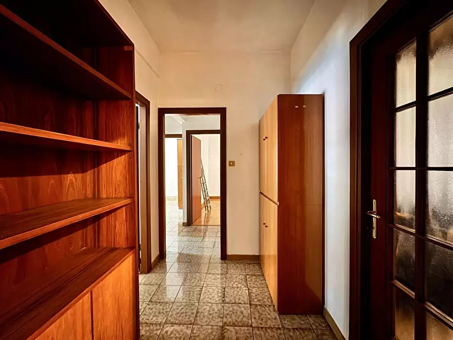 Immagine 3 di Appartamento in vendita  a Roma