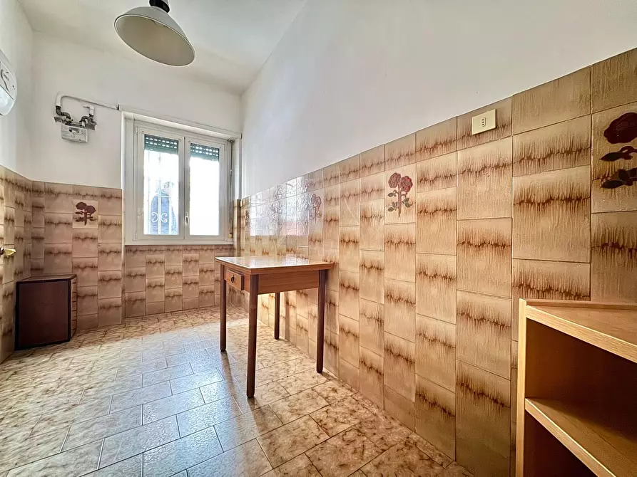 Immagine 10 di Appartamento in vendita  a Roma