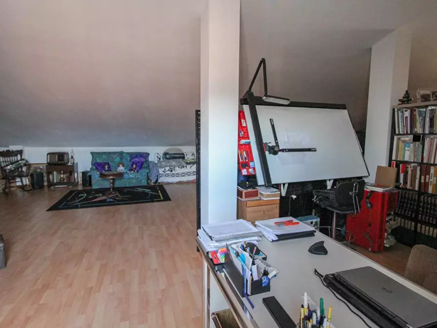 Immagine 31 di Appartamento in vendita  a Cascina