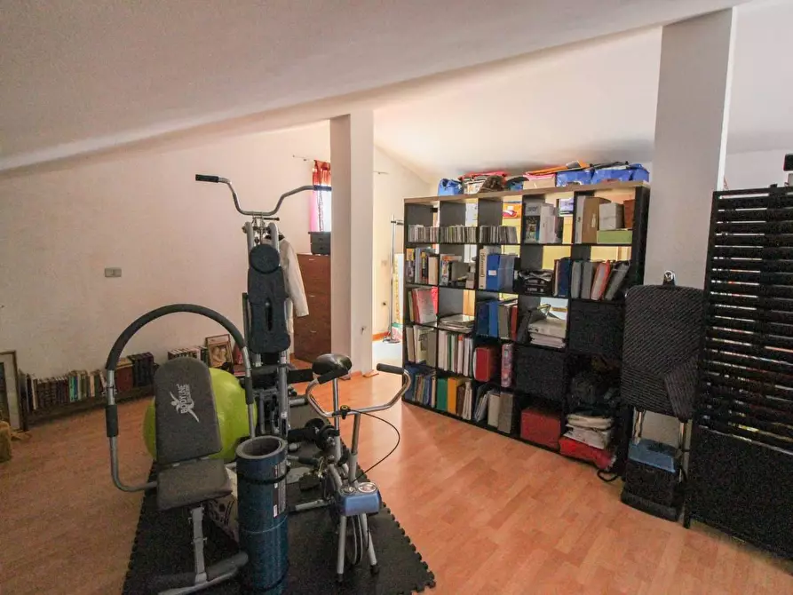 Immagine 30 di Appartamento in vendita  a Cascina