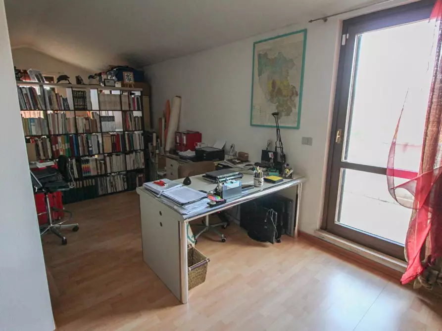 Immagine 28 di Appartamento in vendita  a Cascina